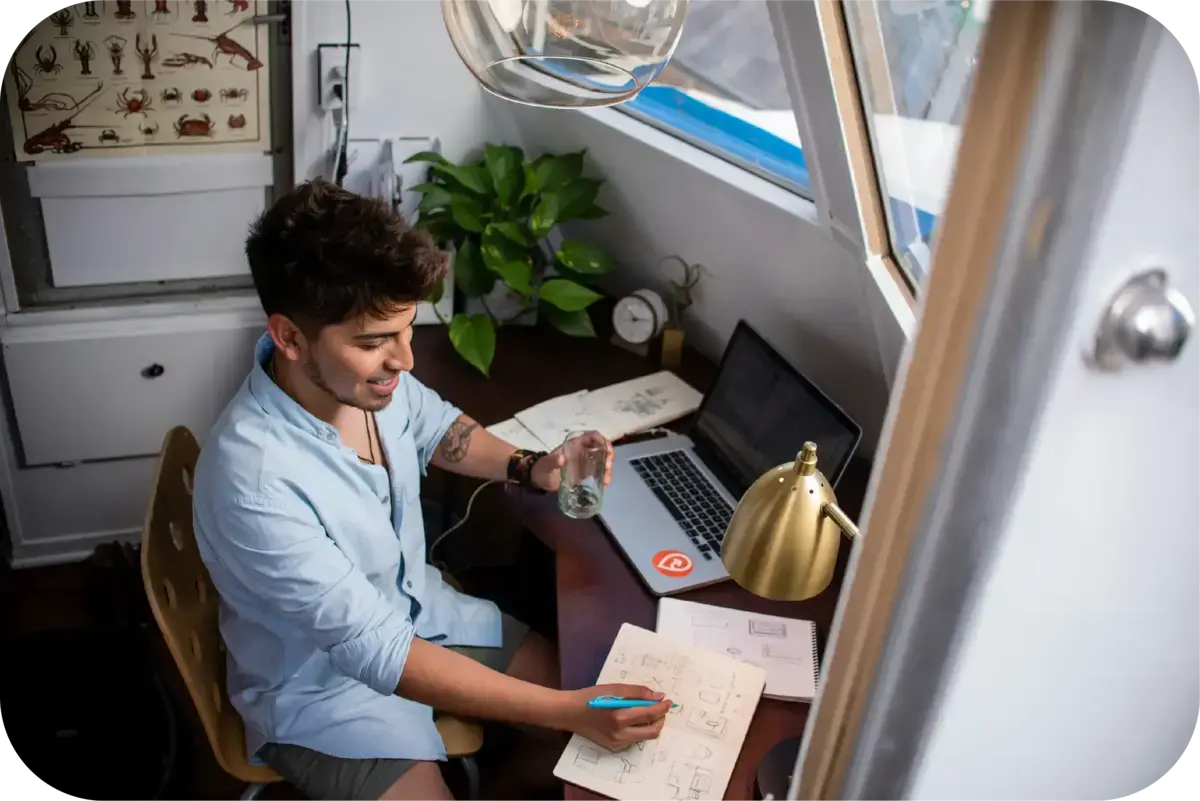 remote-vs-in-office-work-image