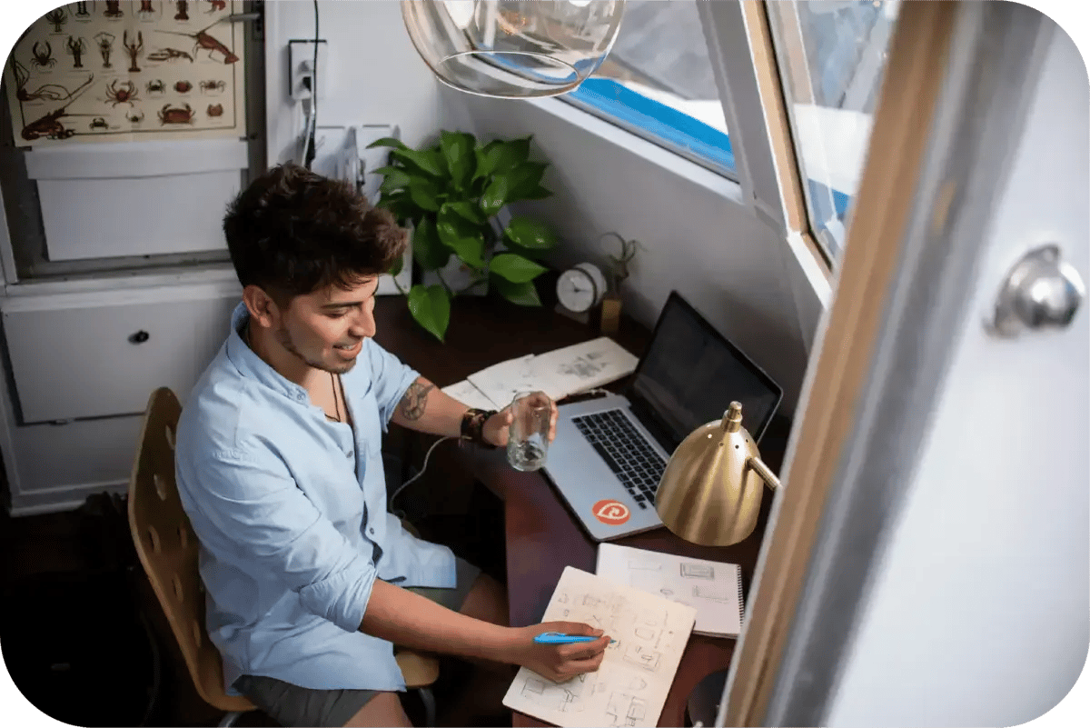 remote-vs-in-office-work-image